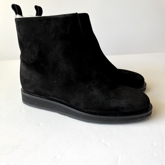Tamara Mellon Black Suede Sherpa Lined Booties Size 37 1/2 - Picture 3 of 12